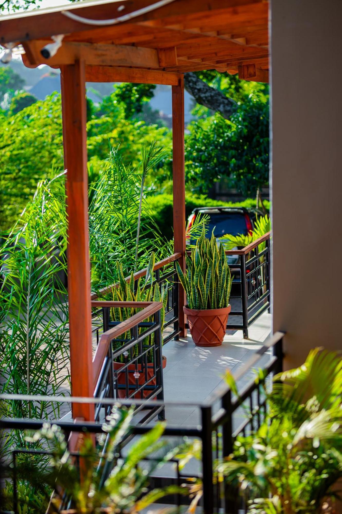 Greenside Hotel Arusha Exteriör bild